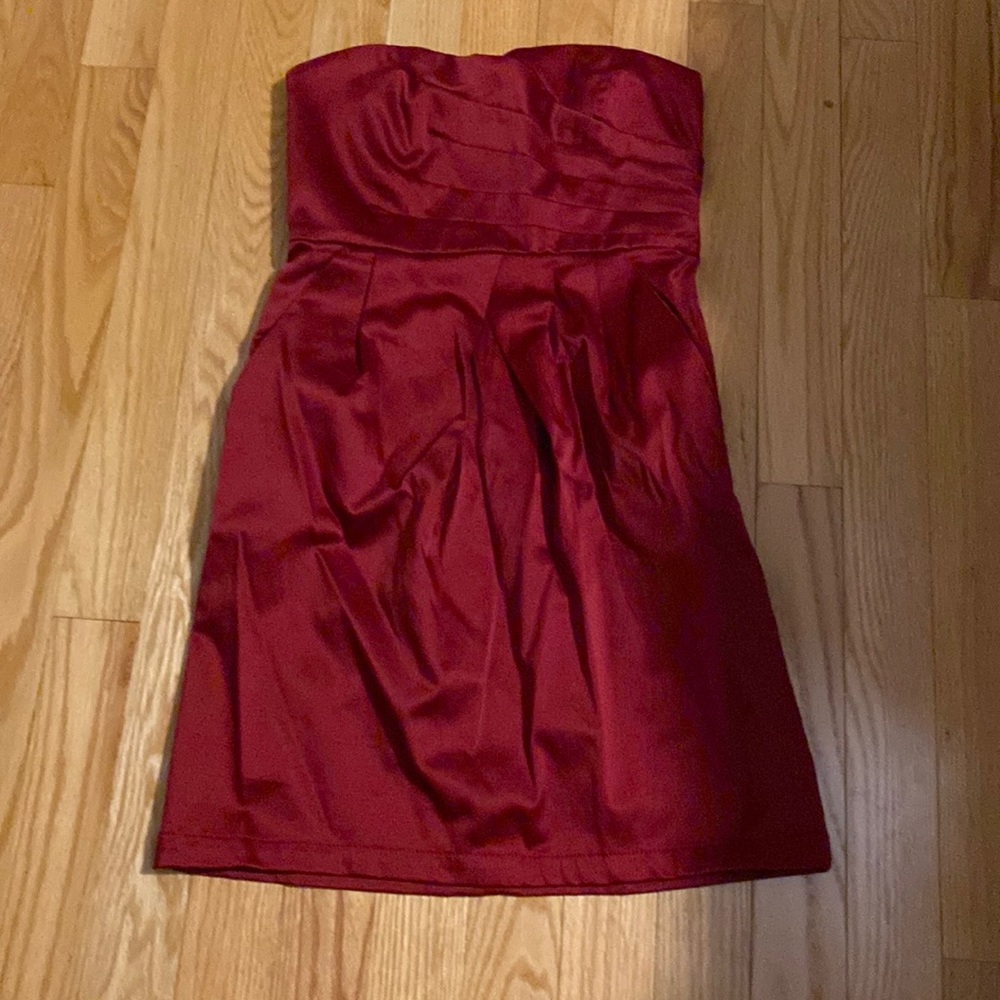 Strapless dress